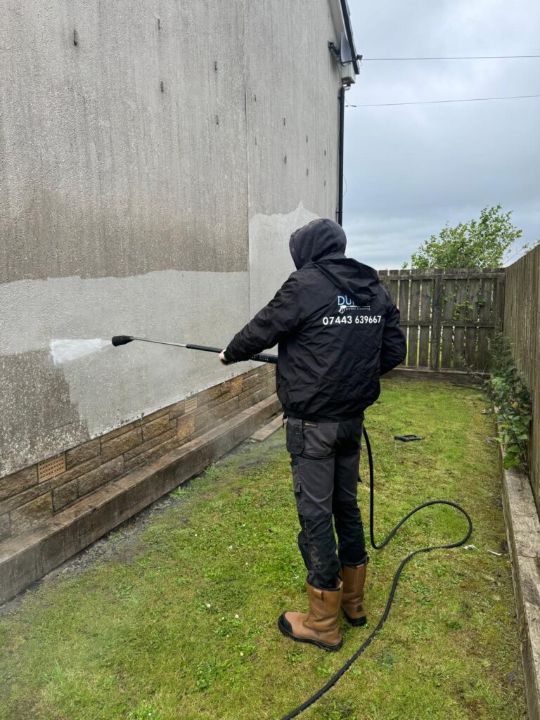 Roof Cleaning Glasgow